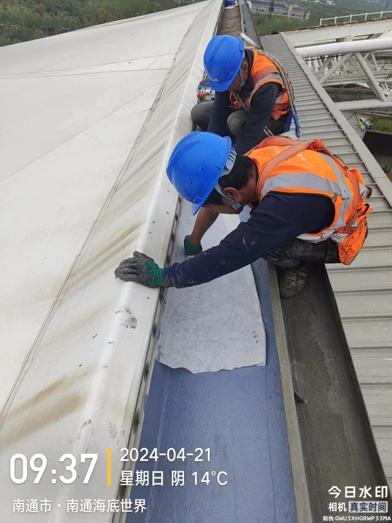 金属屋面的常见修复流程详解